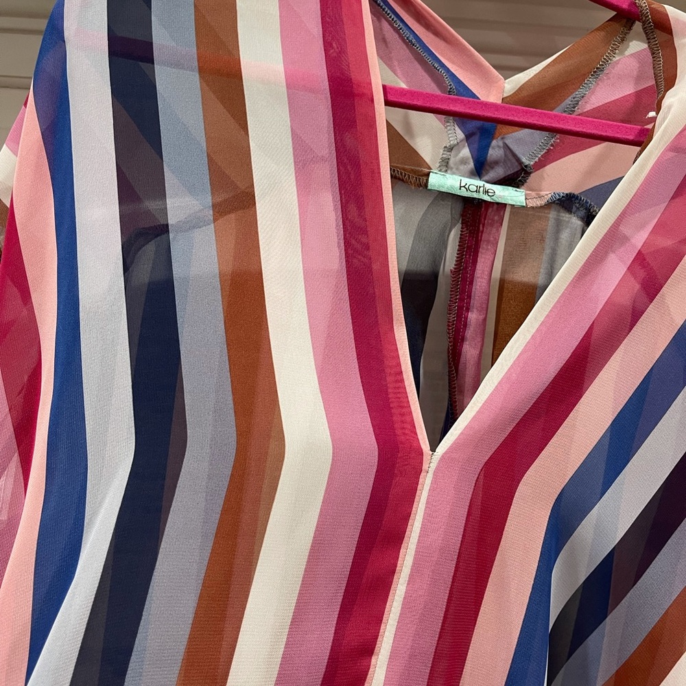Great summer/Spring striped top - Picture 2 of 2